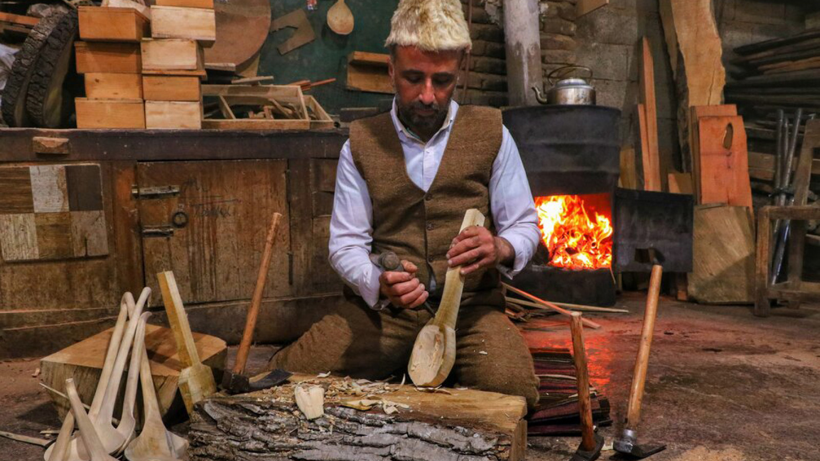 Lak Tarashi (Chootashi o tallado en madera) ((Mazandaran))